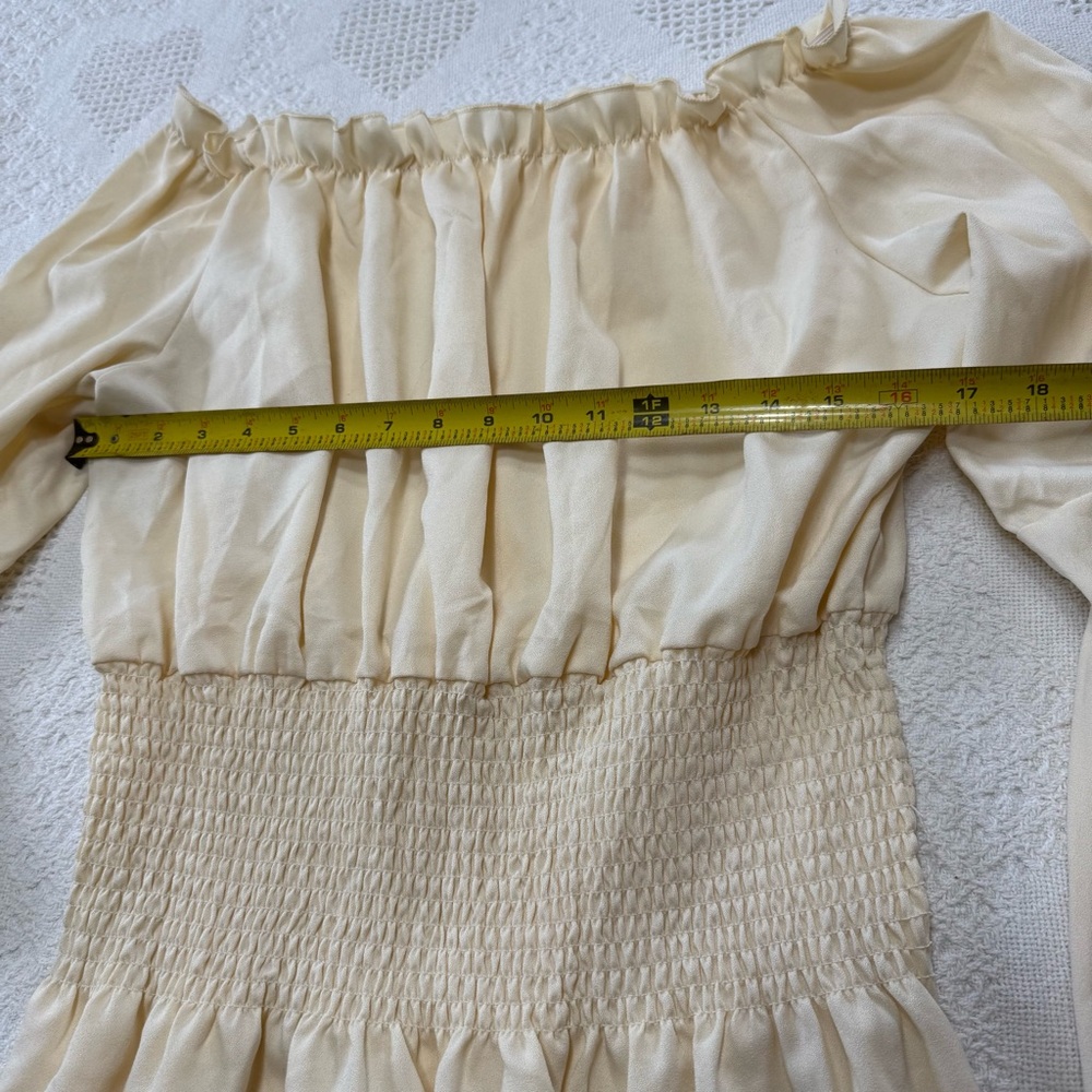 Renaissance Off the Shoulder Bell Sleeve Flowy Shirt (L?XL?) - Picture 5 of 5